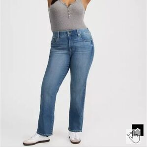 Torrid Women's Light Blue Straight Leg Jeans